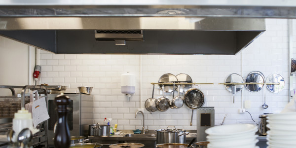 Limpiezas Campanas Extractoras de Cocinas Rociana del Condado · Cocina de Restaurantes