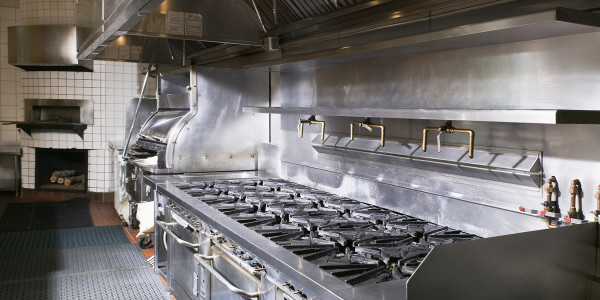 Limpiezas Campanas Extractoras de Cocinas en Huelva · Cocina de Braserías